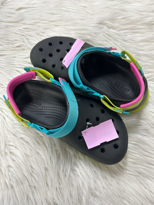 Shoes Heels Platform By Crocs In Black, Size:9