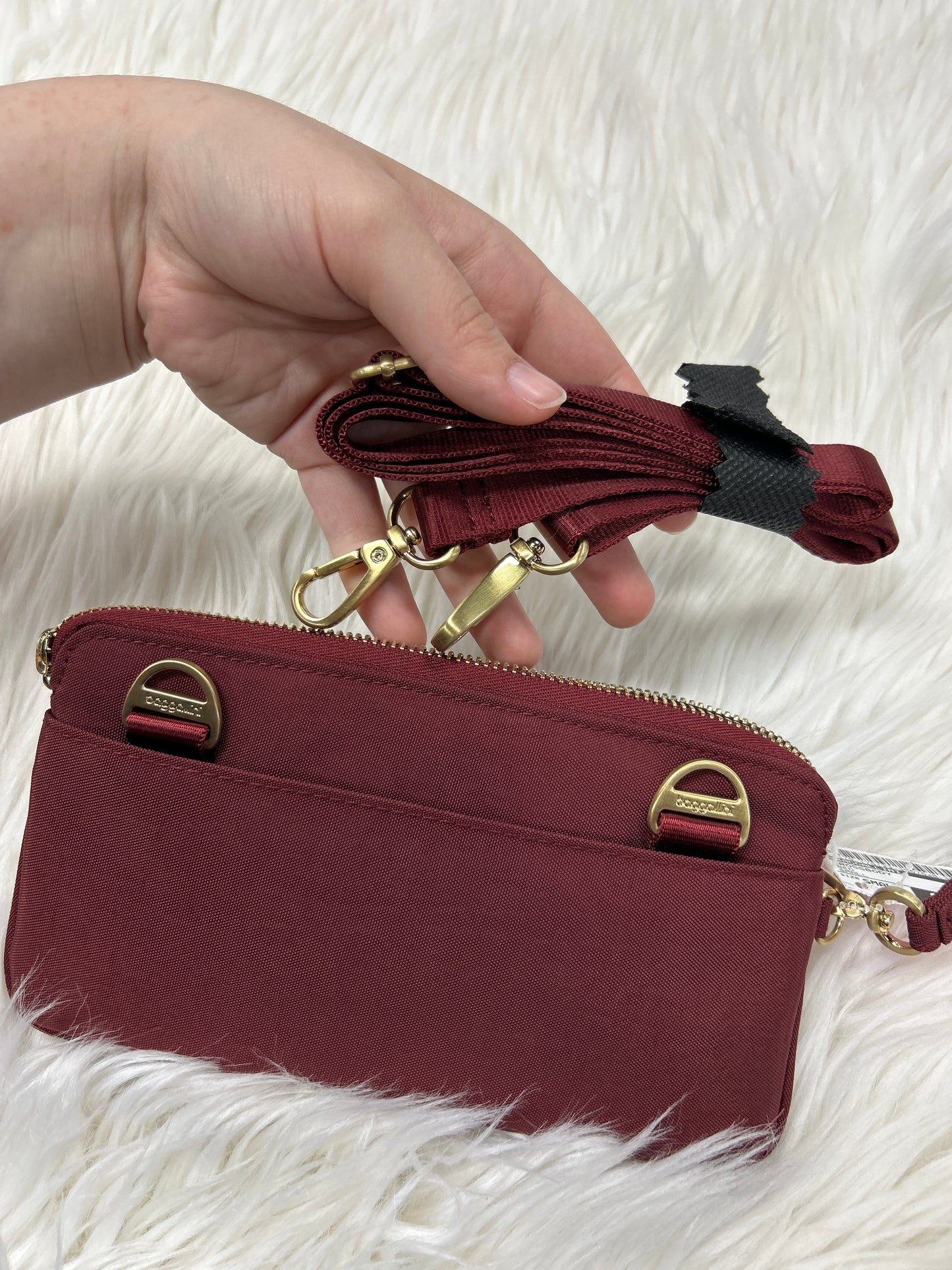 Crossbody By Baggallini In Red, Size:Small