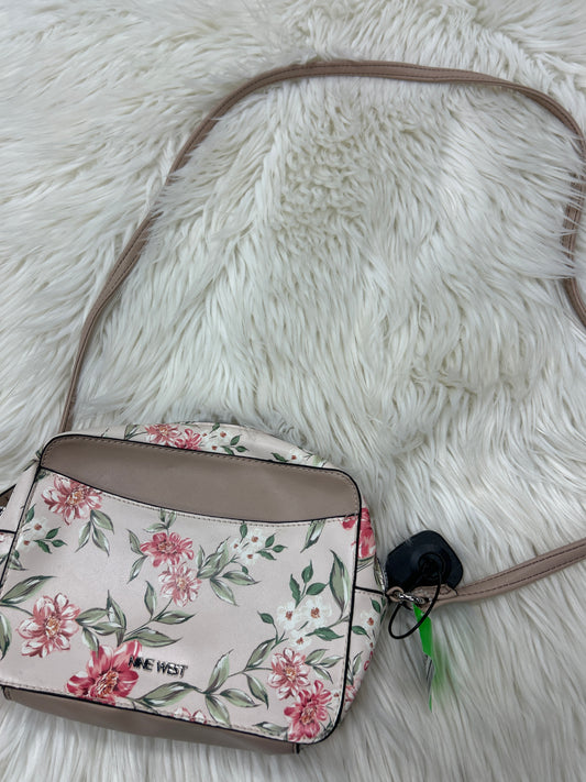Crossbody By Nine West In Floral Print, Size:Medium