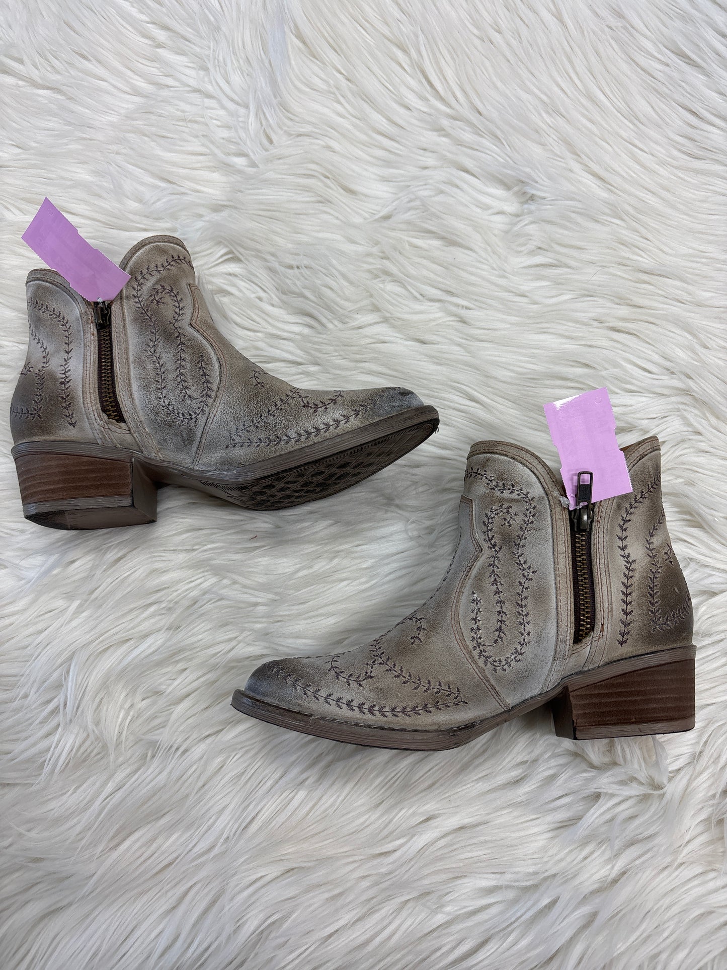 Boots Ankle Heels By Cmc In Brown, Size:7.5