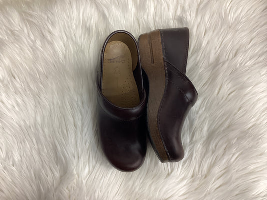 Shoes Heels Block By Dansko In Brown, Size:8.5