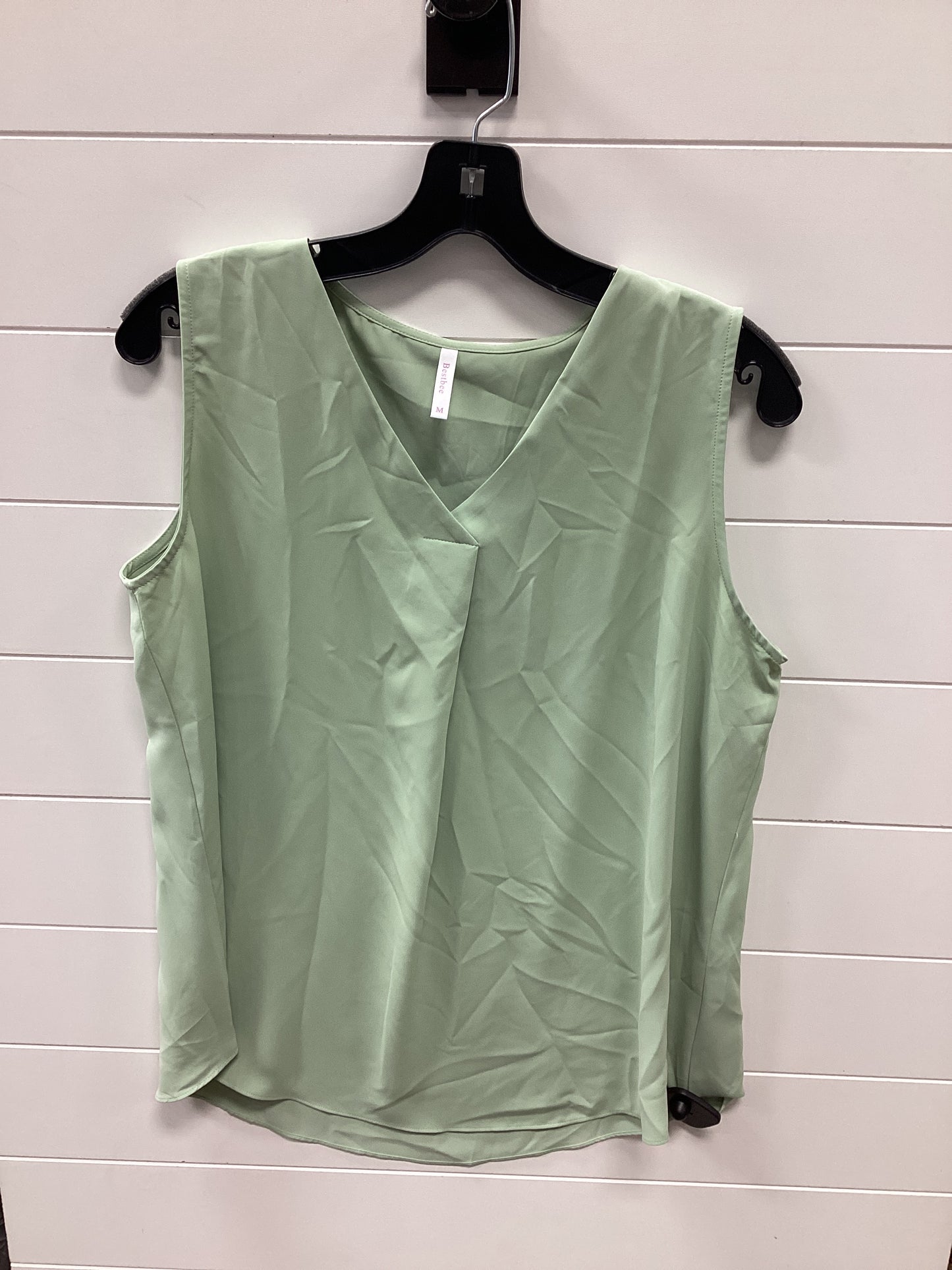 Top Sleeveless By Clothes Mentor In Green, Size:M