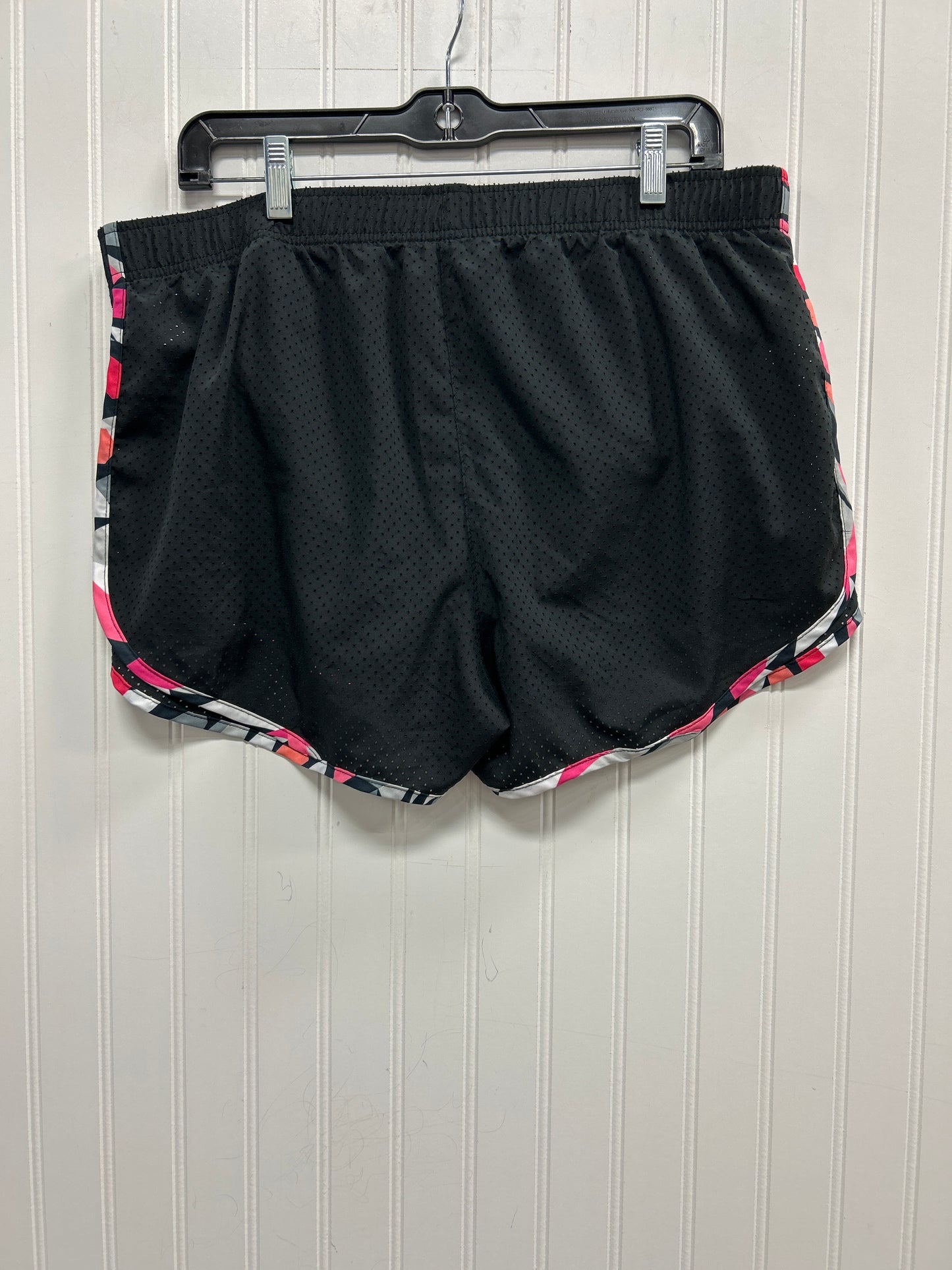 Athletic Shorts By Calvin Klein In Black, Size:L