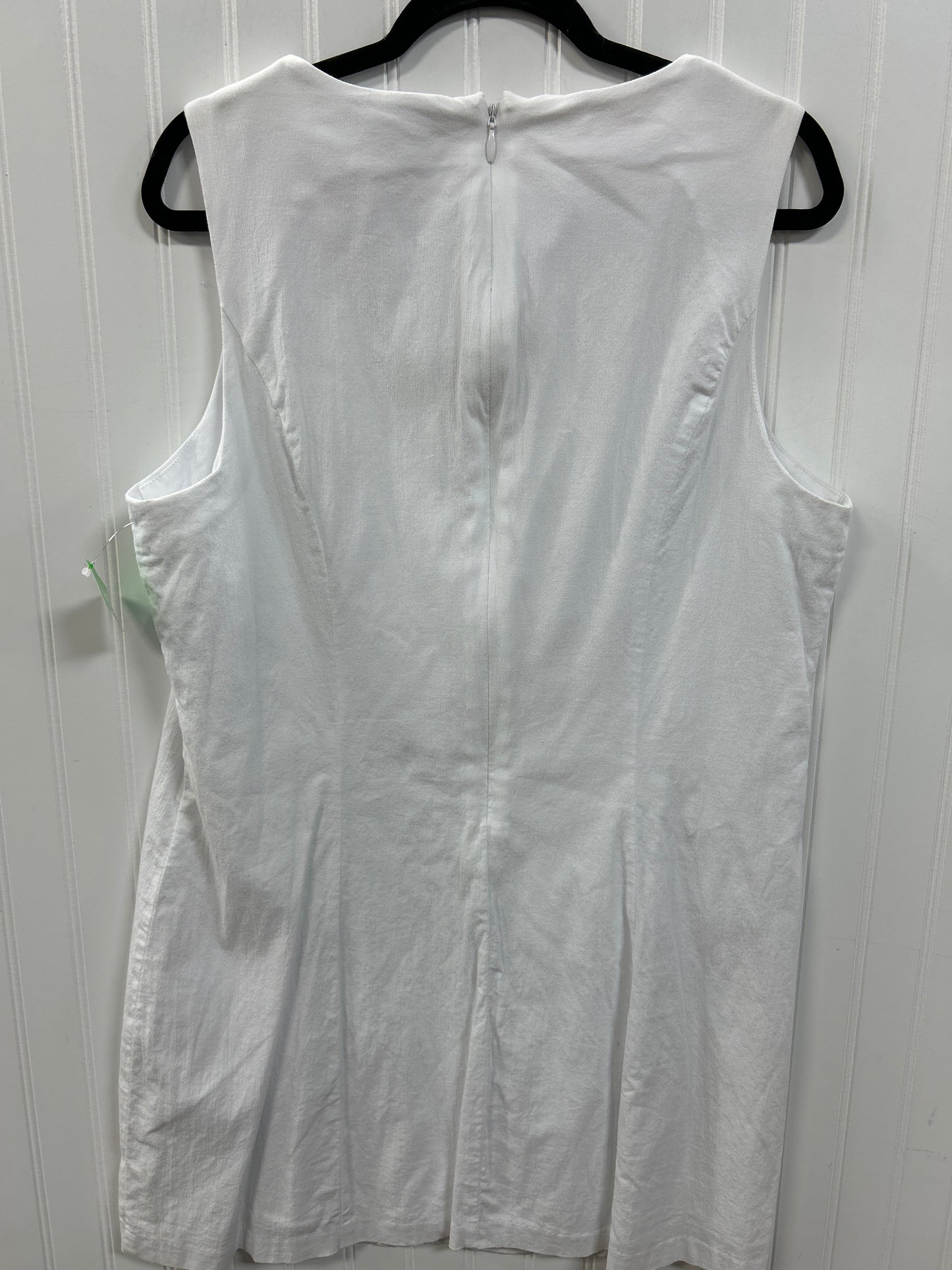 Dress Casual Short By Abercrombie And Fitch In White, Size:Xl