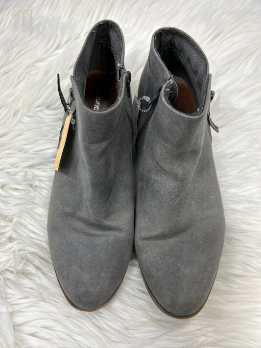 Boots Ankle Heels By Maurices In Grey, Size:8.5
