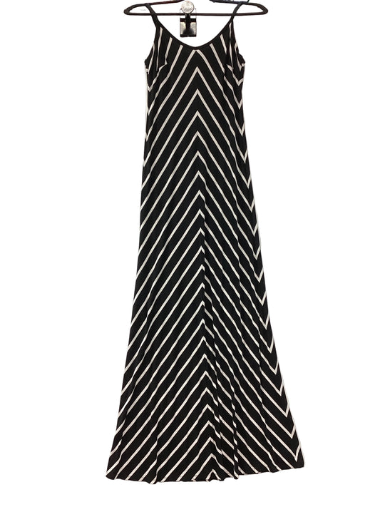 Dress Casual Maxi By Ann Taylor In Black, Size:Xs