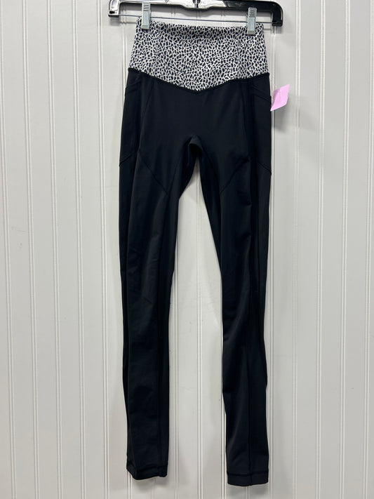 Athletic Leggings By Lululemon In Black, Size:2