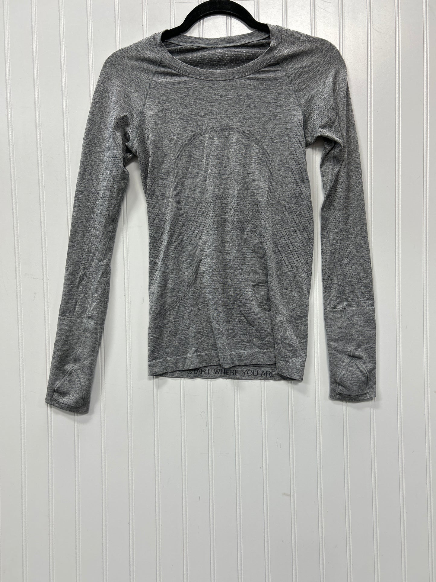 Athletic Top Ls Collar By Lululemon In Grey, Size:4