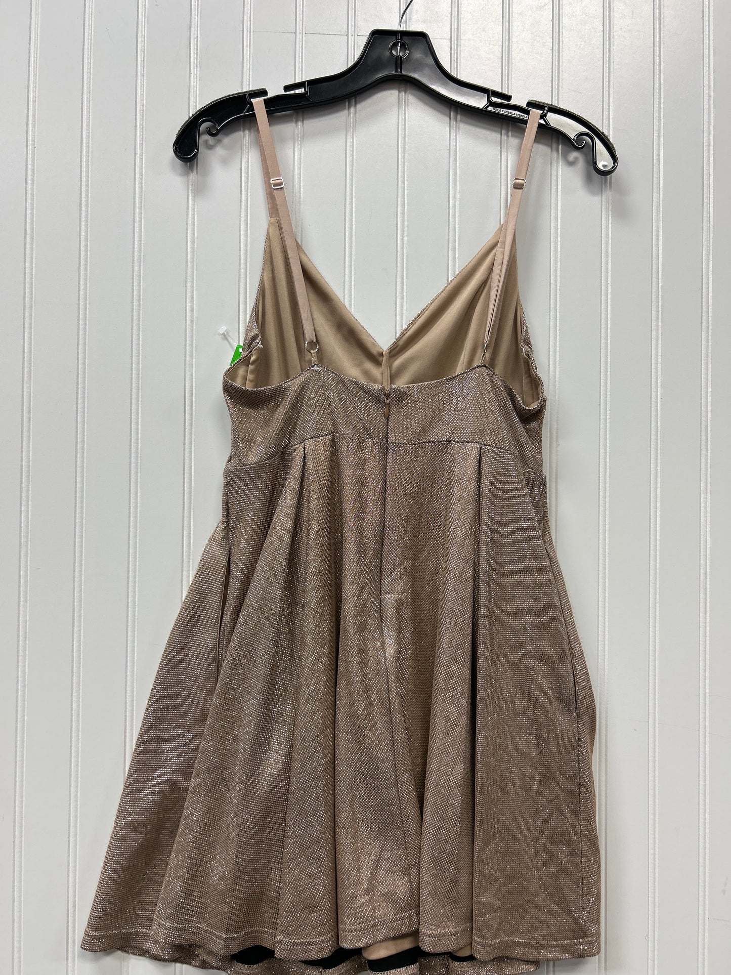 Dress Party Short By Lulus In Gold, Size:M