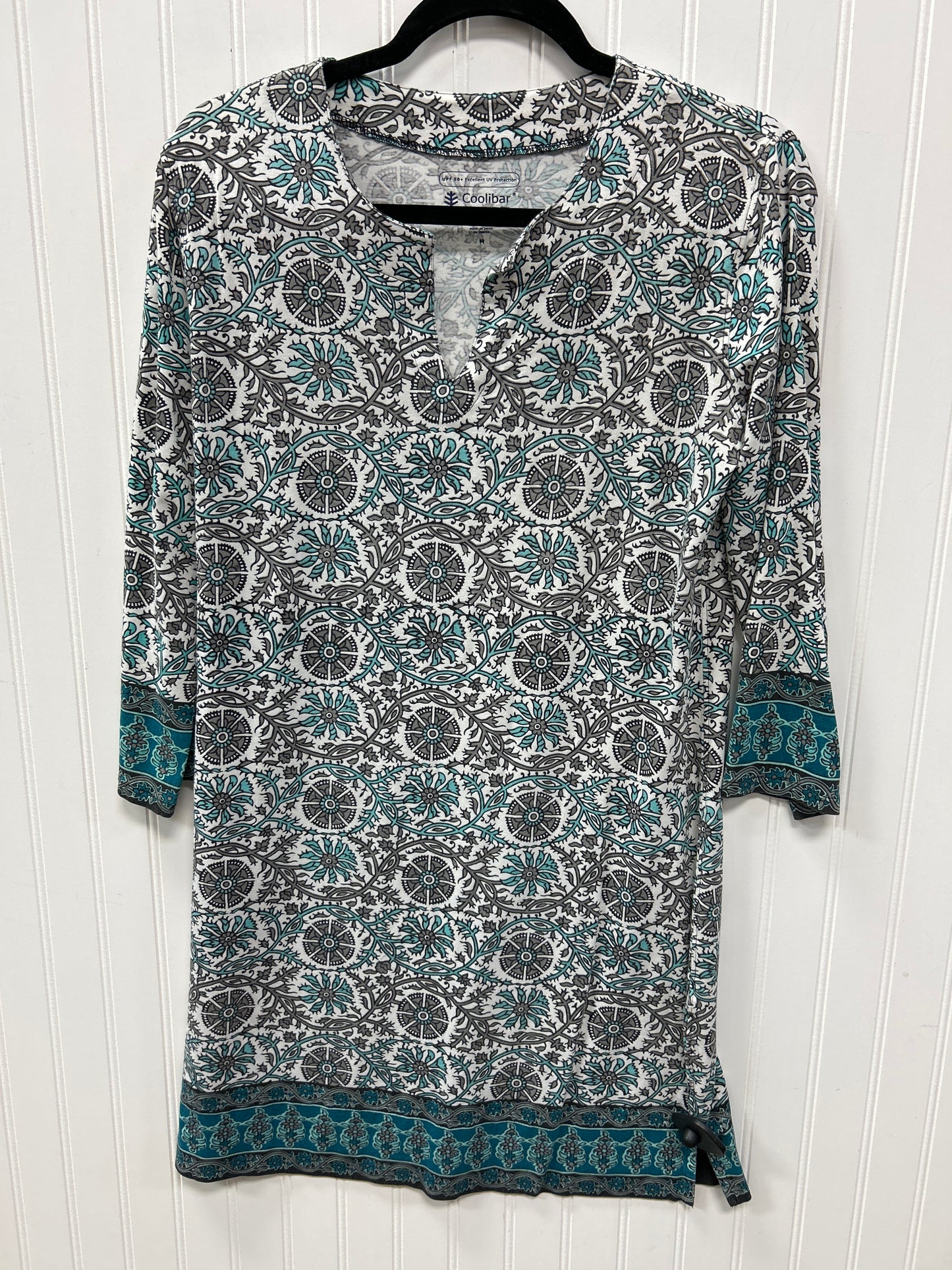 Dress Casual Short By Coolibar In Grey & White, Size:M