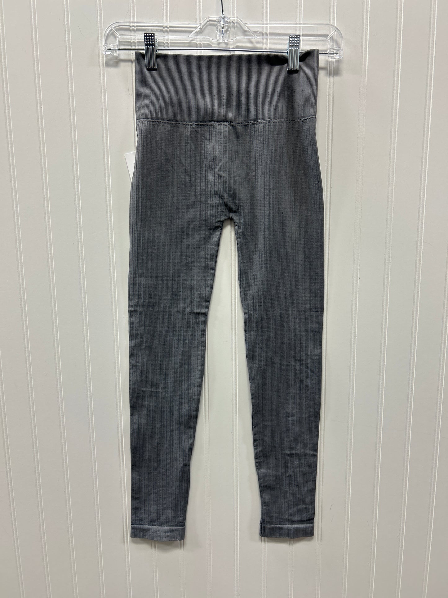 Athletic Leggings By Clothes Mentor In Grey, Size:M