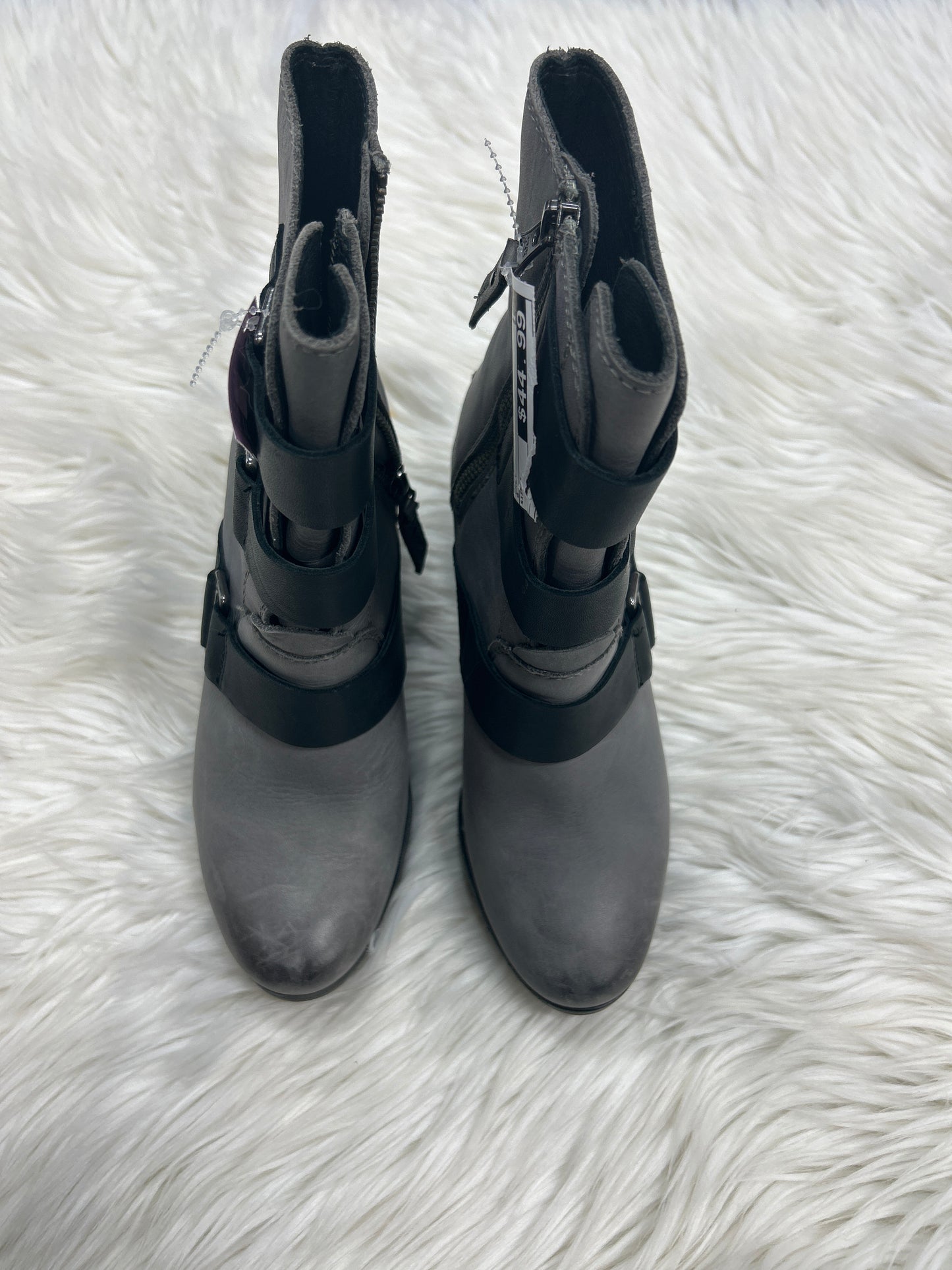 Boots Ankle Heels By Sorel In Grey, Size:6