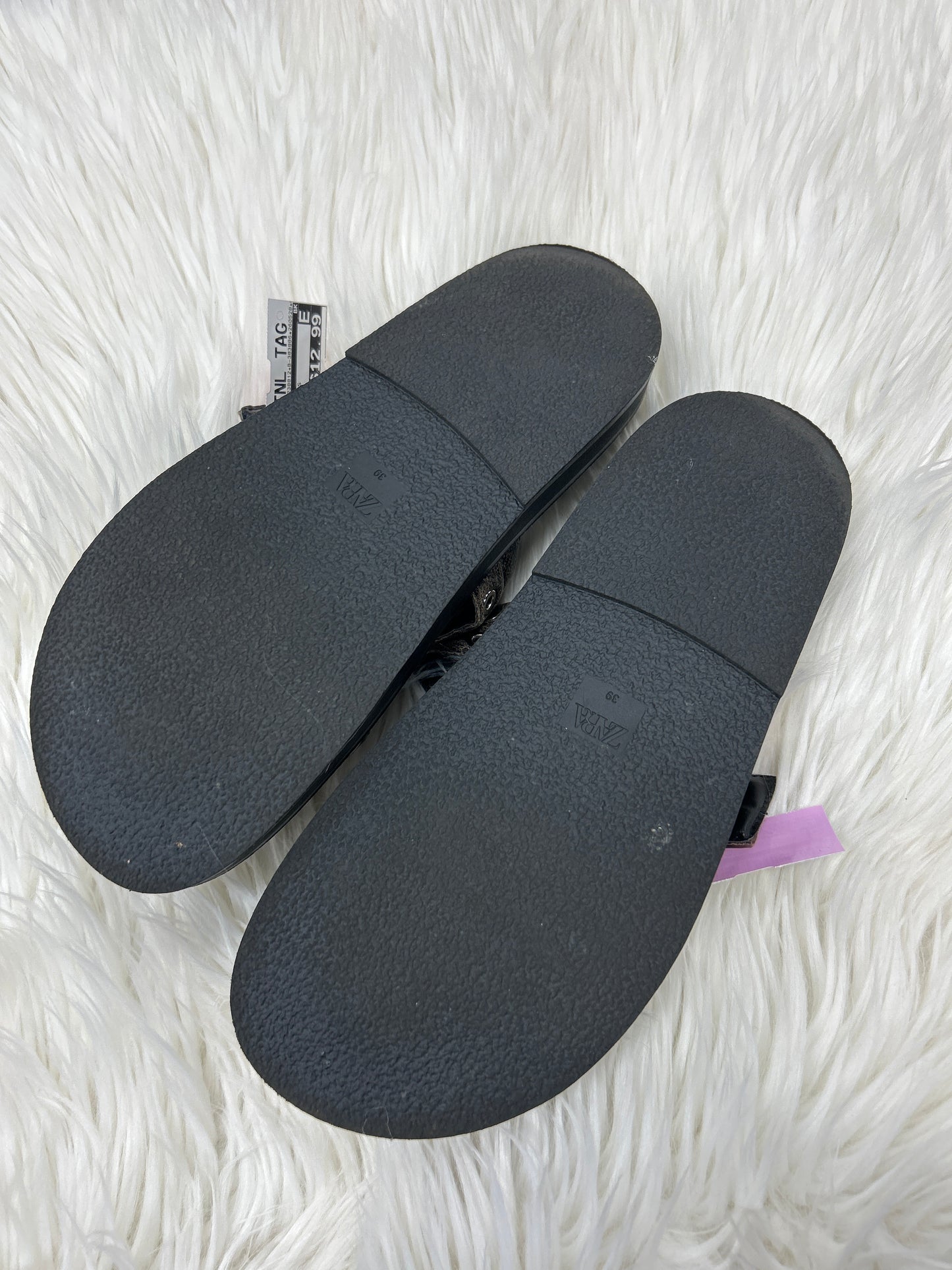 Sandals Flats By Zara In Black, Size:9