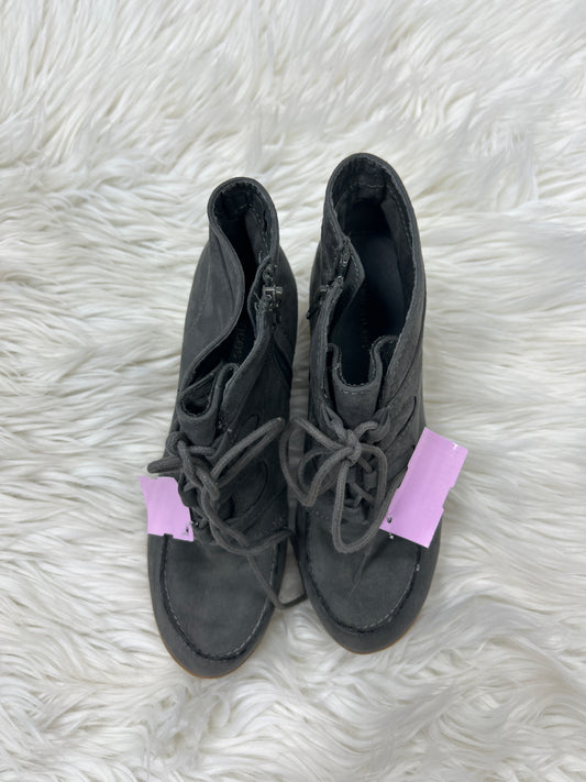 Boots Ankle Heels By Maurices In Grey, Size:8