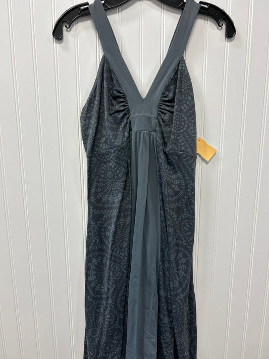 Athletic Dress By Patagonia In Grey, Size:L